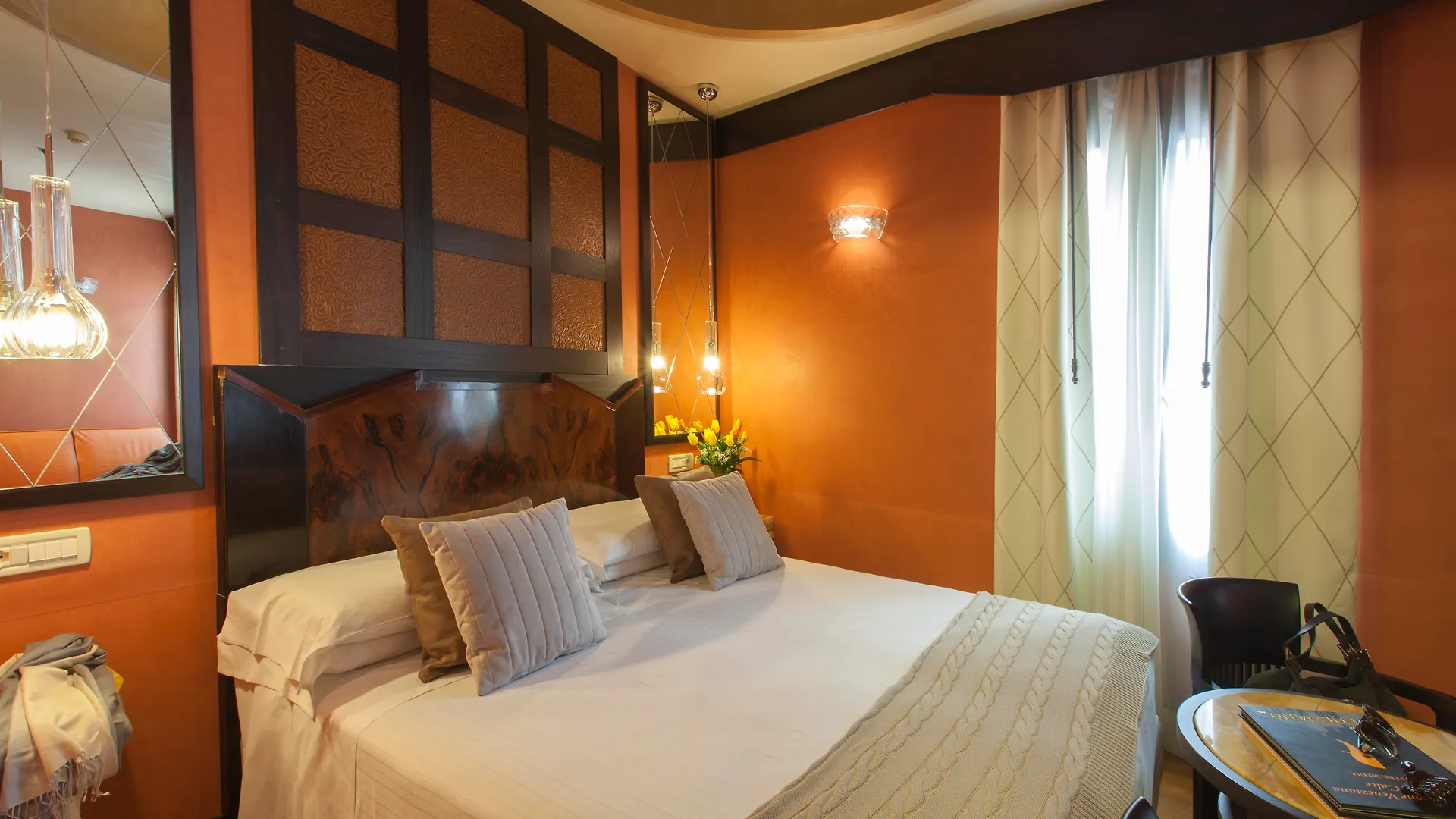 Hotel Saturnia & International Venedik İtalya