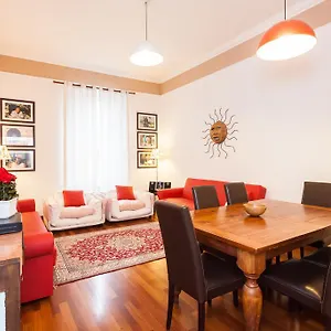 Domus Colosseo Apartamento Roma