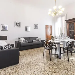 Rialto Design Boutique Apartamento