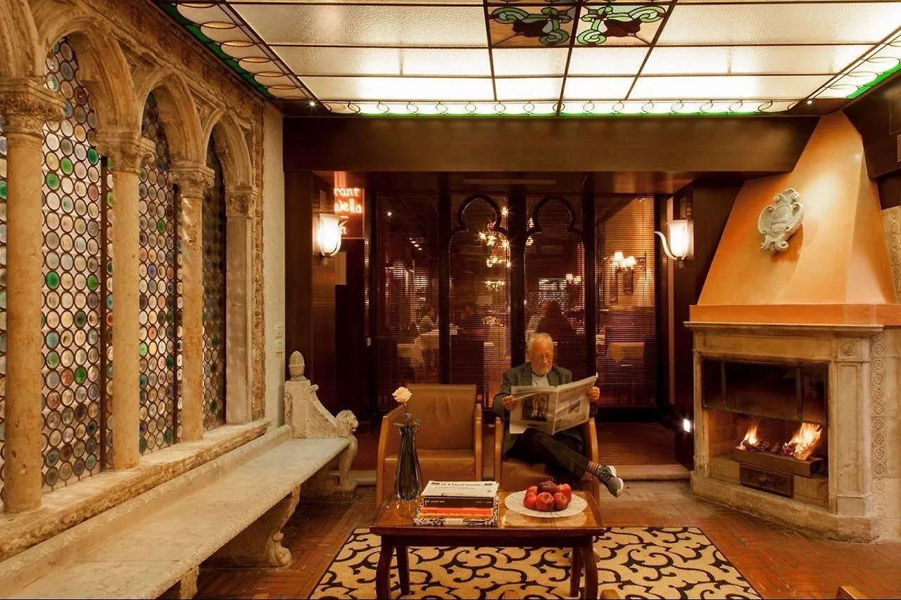 Hotel Saturnia & International Venedig